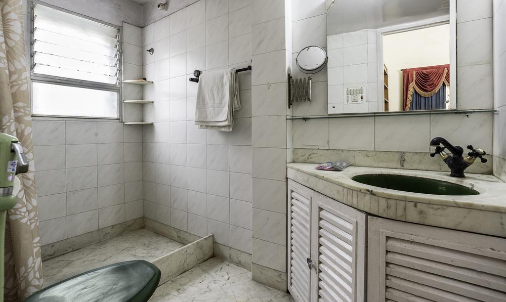 Hotel Esplanade Chambers Калькутта Экстерьер фото